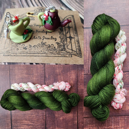 Haul out the Holly Sock Set