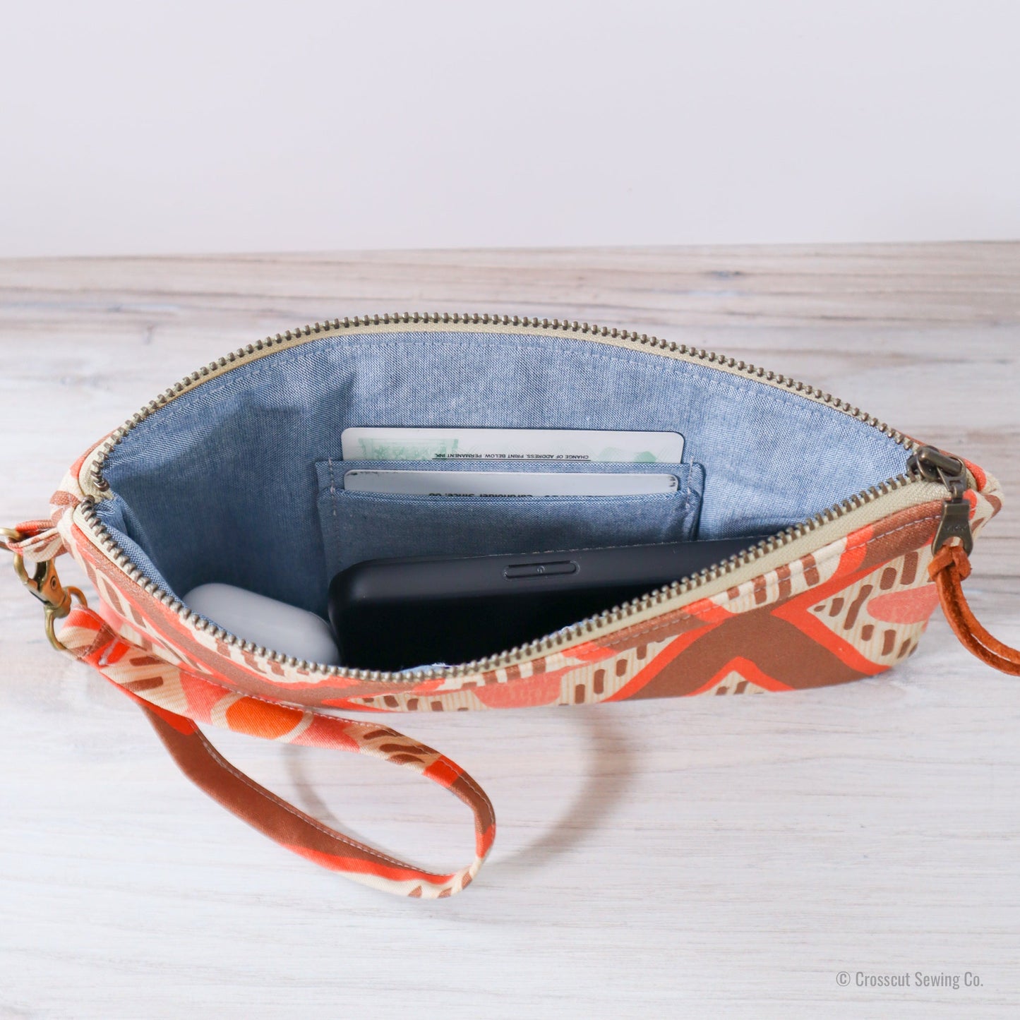 Wristlet Sewing Kit