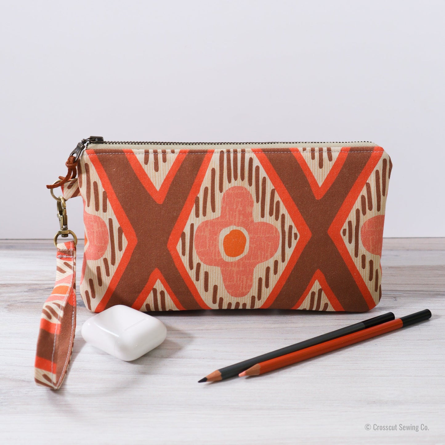 Wristlet Sewing Kit