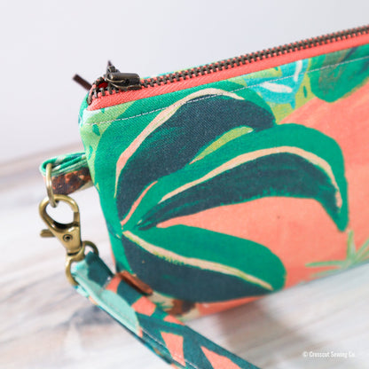 Wristlet Sewing Kit