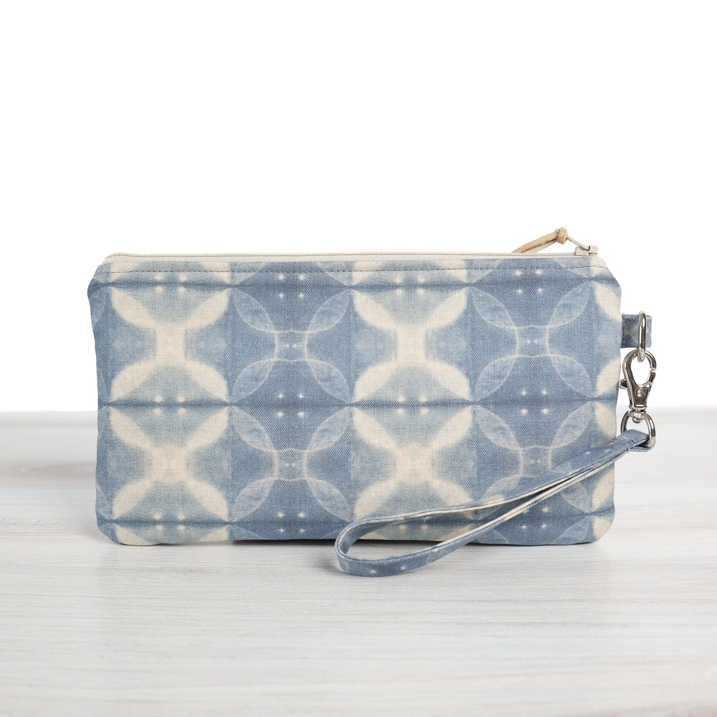 Wristlet Sewing Kit