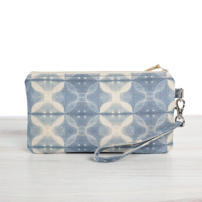 Wristlet Sewing Kit