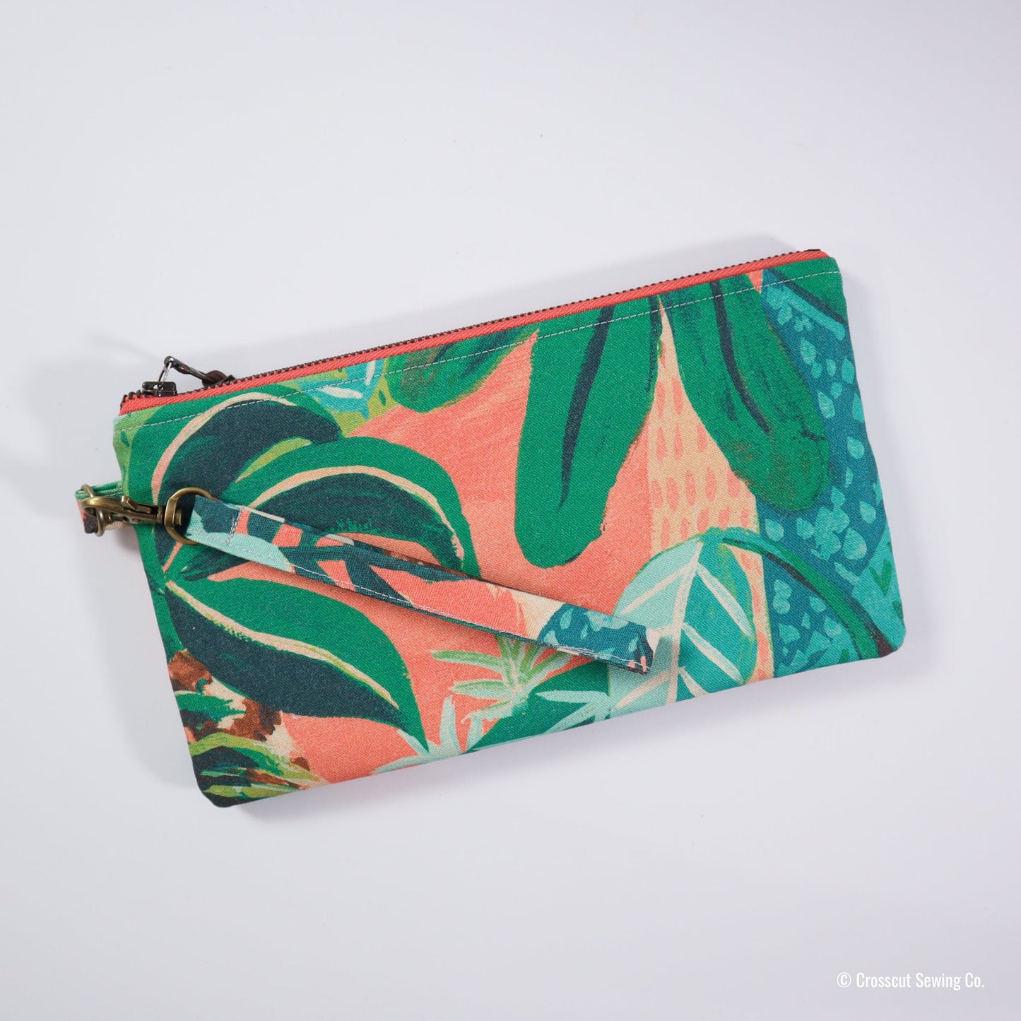 Wristlet Sewing Kit