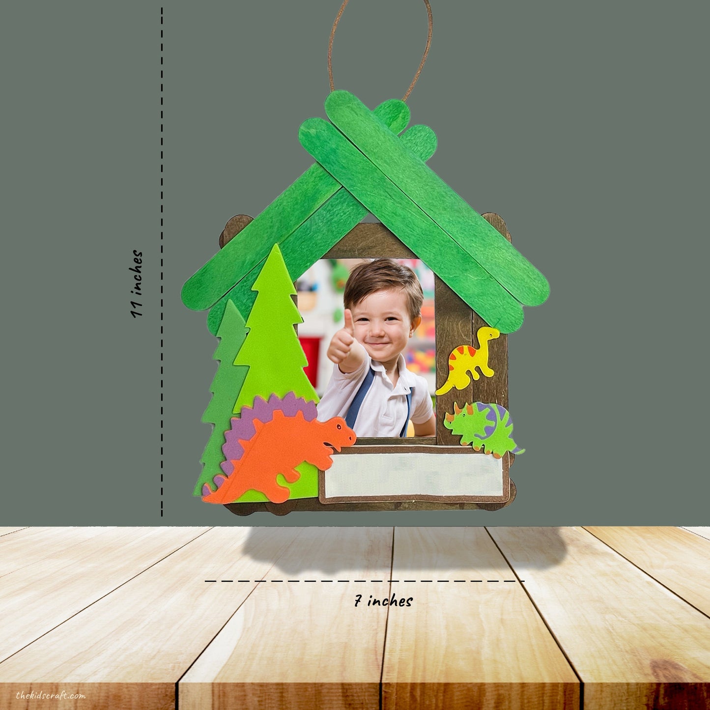 The Land of Lucky Saurus, Dinosaur