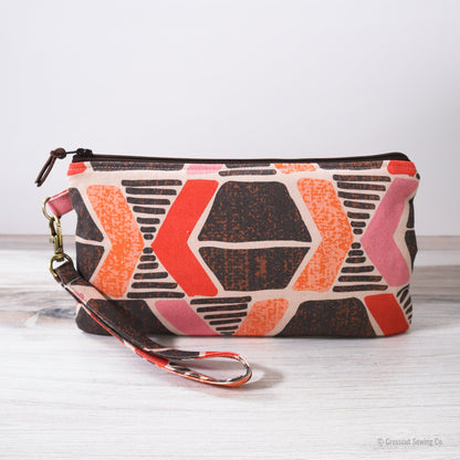 Wristlet Sewing Kit
