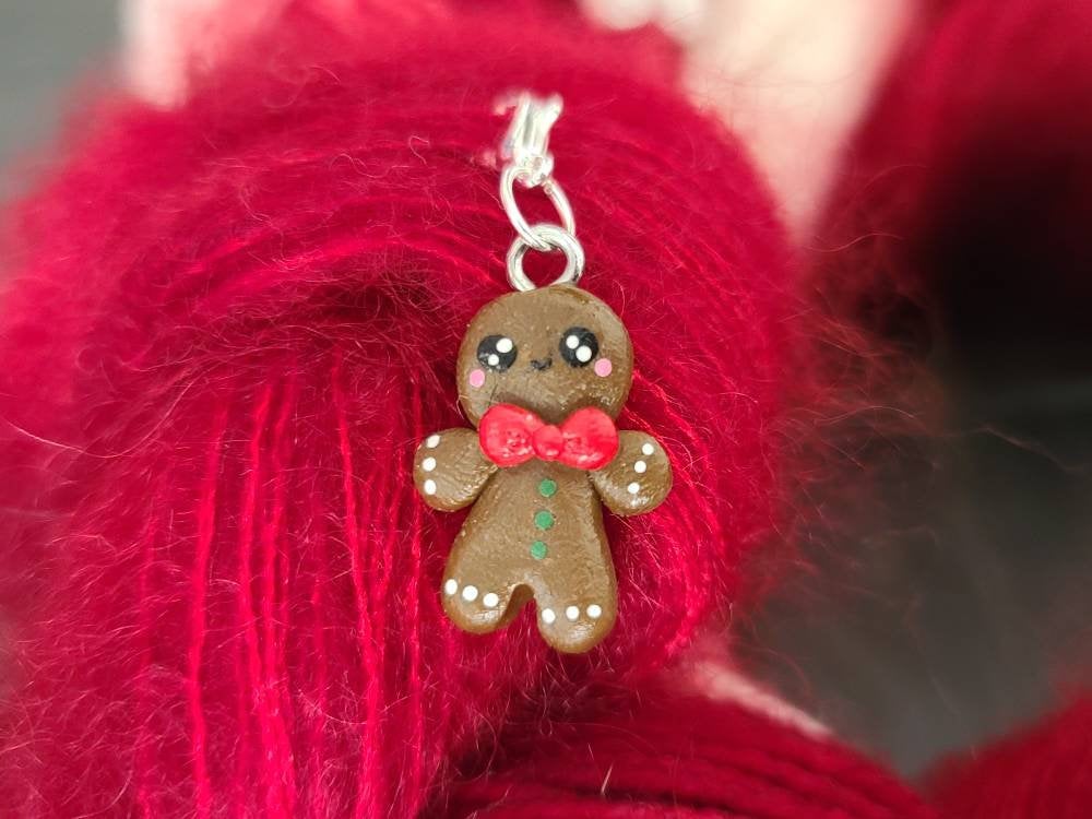 Holiday Yarn Wreath knit gift set