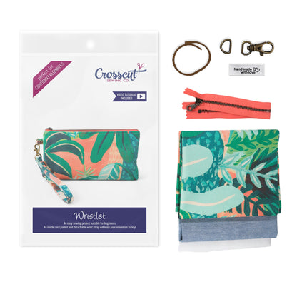 Wristlet Sewing Kit